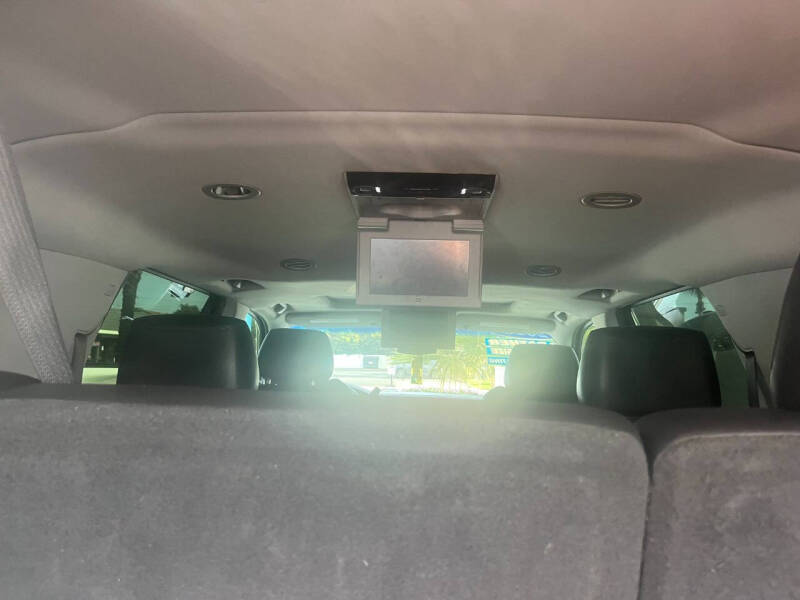 cadillac escalade esv 2018 1GYS3HKJ2JR336261 image cadillac escalade esv 2018 1GYS3HKJ2JR336261 image